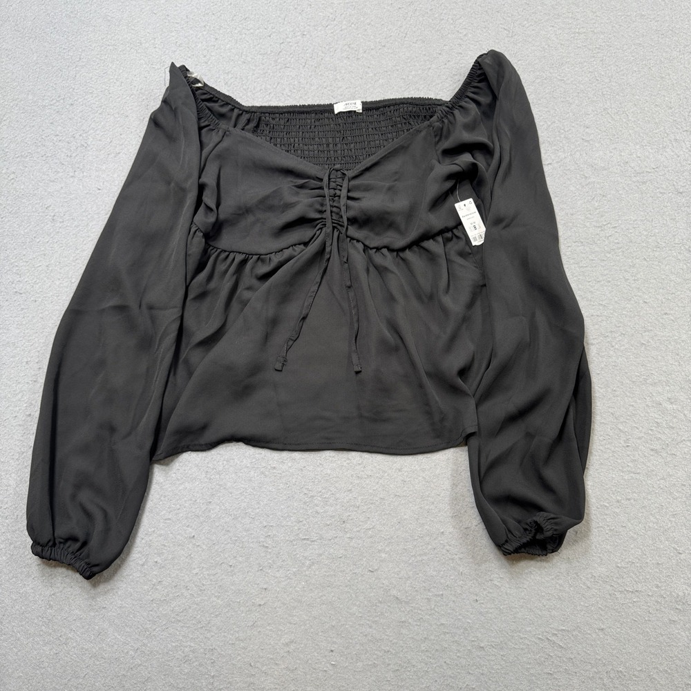 NEW Ardene Peplum Blouse Women's Medium‎ Black Smocked Long Sleeve Cinched Front